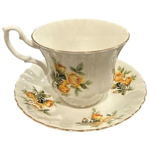 Royal Albert Bone China England Tea Cup Saucer Yellow Roses Floral Vintage